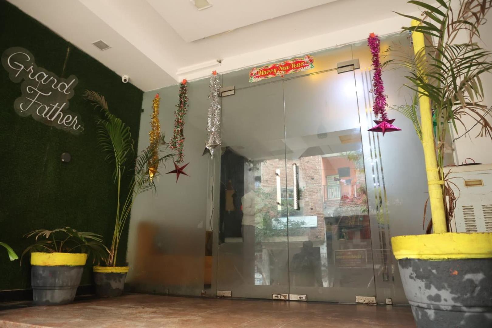 Hotel Grand Father Agra  Dış mekan fotoğraf